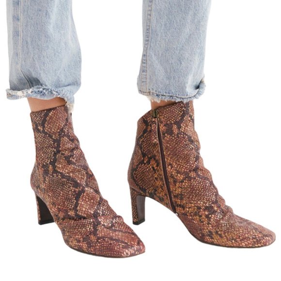 Free People Shoes - Free People Cybill Boots Ankle Wine Snake Size 39 / 8.5 NEW